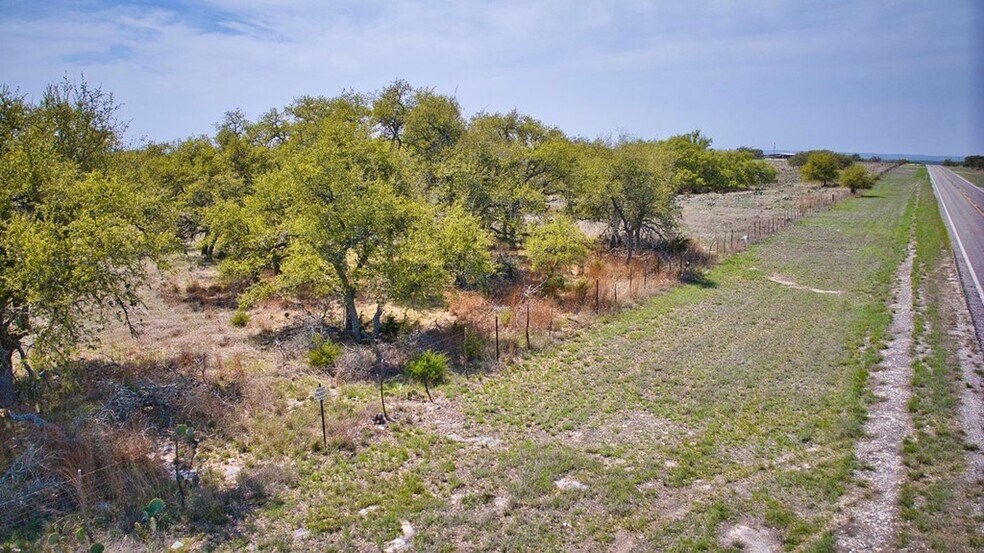 More Photos Of 199 Antelope Cir, Harper Land For Sale