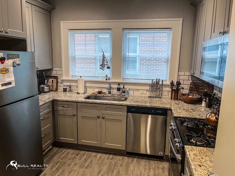 More Photos Of 858 Charles Allen Dr, Atlanta Apartments For Sale