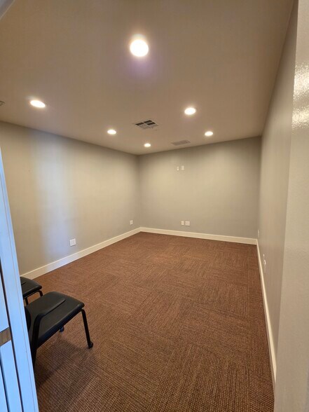 More Photos Of 11654 W Pico Blvd, Los Angeles Office For Lease