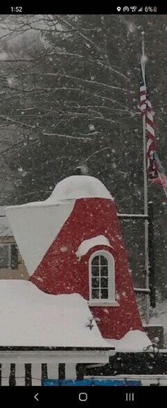 More Photos Of 2902 Brambleton Ave SW, Roanoke General Retail For Sale