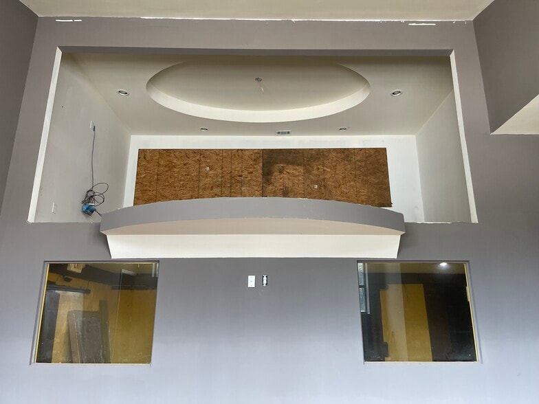 More Photos Of 249 Milton Ave, Atlanta Warehouse For Sale