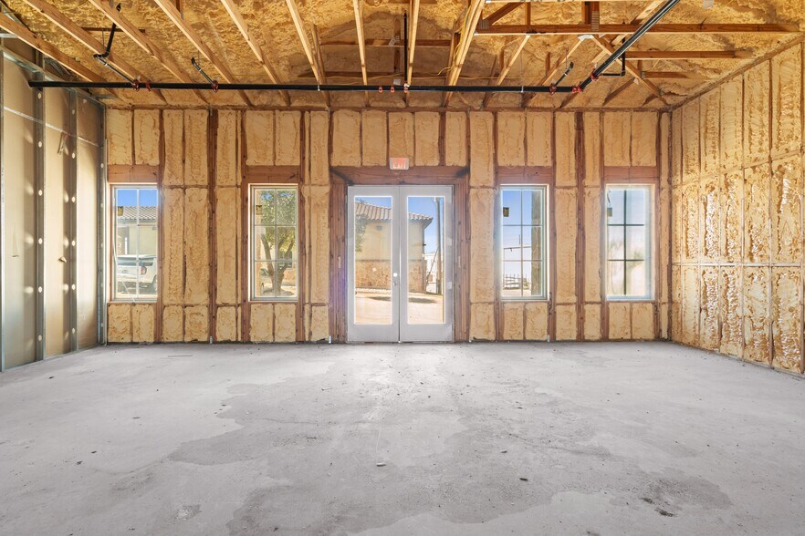 More Photos Of E 181 E BB Fielder Rd Suite 300, Weatherford Medical For Lease