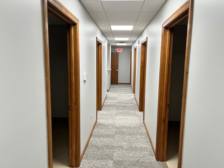 More Photos Of 365 Riffel Rd, Wooster Office For Lease