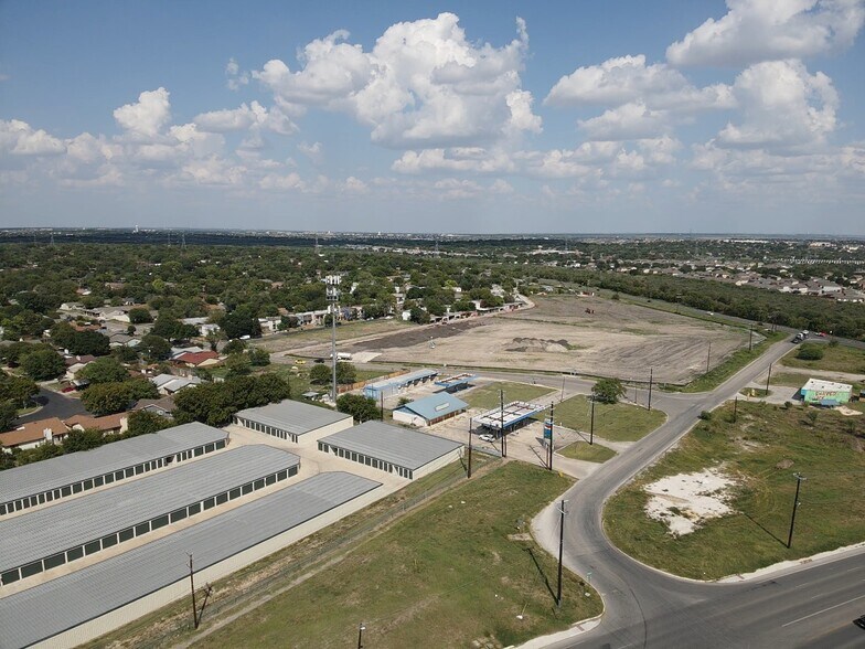 More Photos Of 7019 Branching Ct, San Antonio Convenience Store For Lease