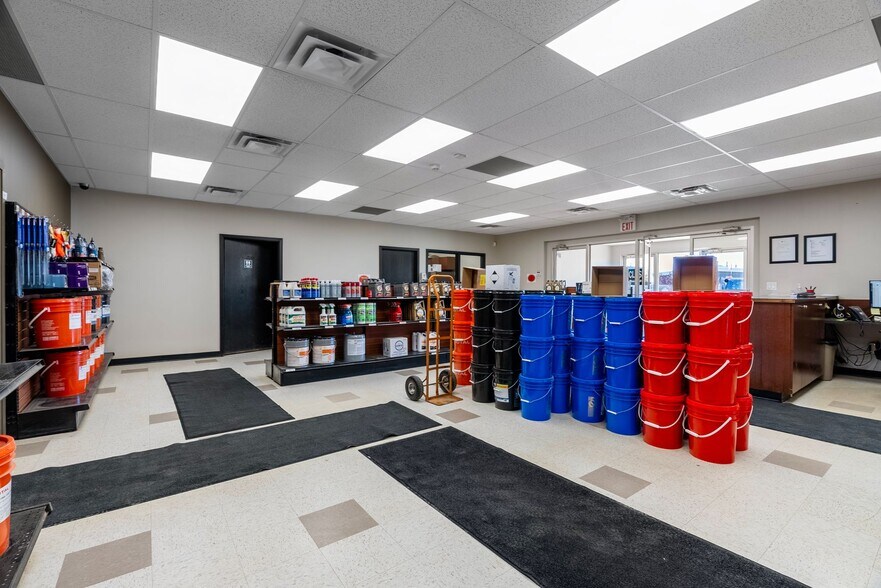 More Photos Of 302 Macalpine Cres, Fort McMurray Distribution For Lease