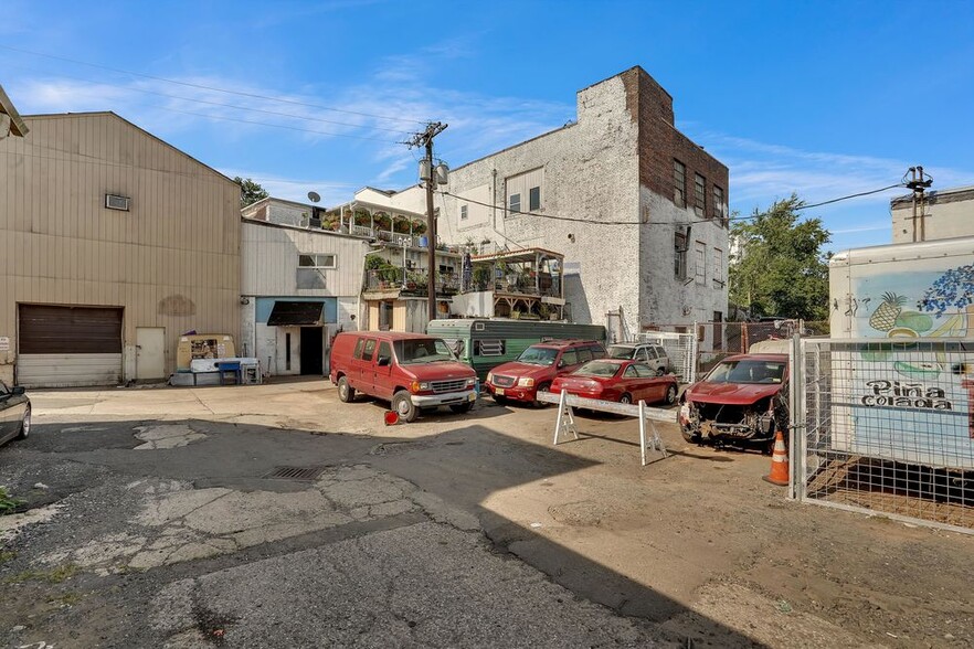 More Photos Of 245-249 Verona Ave, Newark Manufacturing For Sale