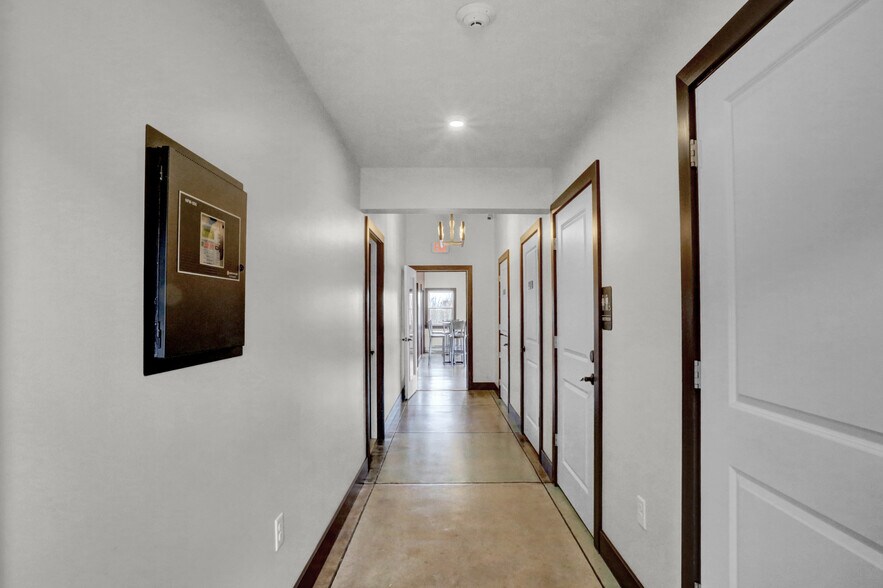 More Photos Of 596 Harman Rd, Halifax Winery Vineyard For Sale