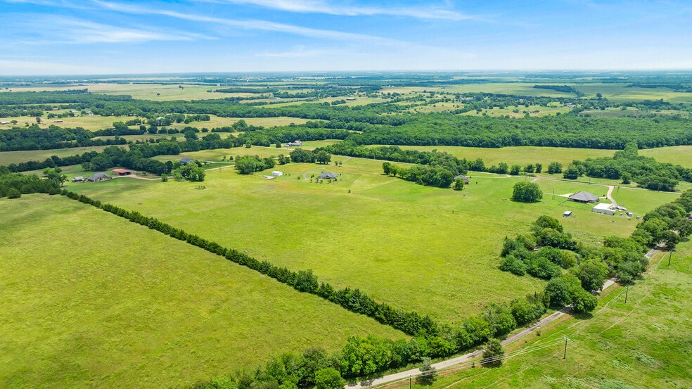 More Photos Of TBD County Road 12200, Paris Land For Sale