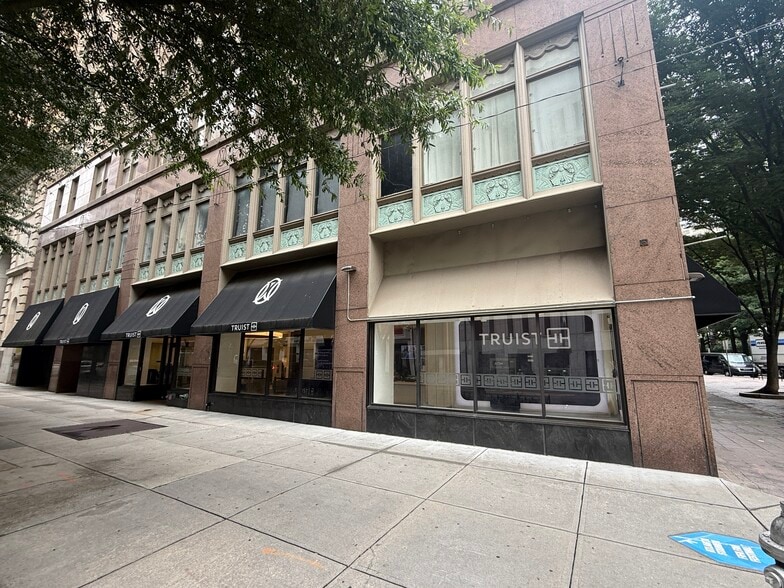 More Photos Of 32 Peachtree St NW, Atlanta General Retail For Lease
