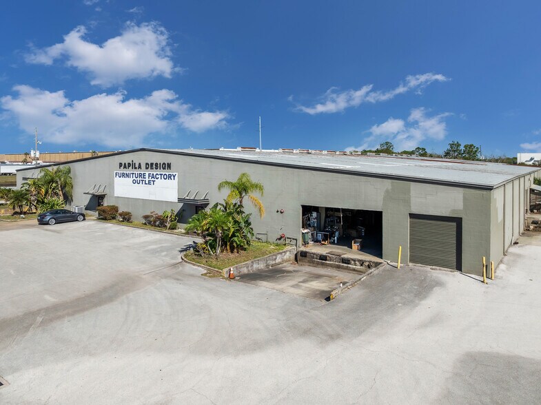More Photos Of 701 W Landstreet Rd, Orlando Warehouse For Sale