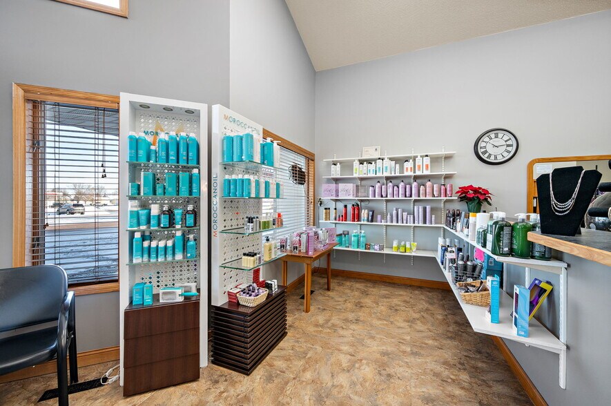 More Photos Of 321 Central Ave E, Saint Michael General Retail For Sale