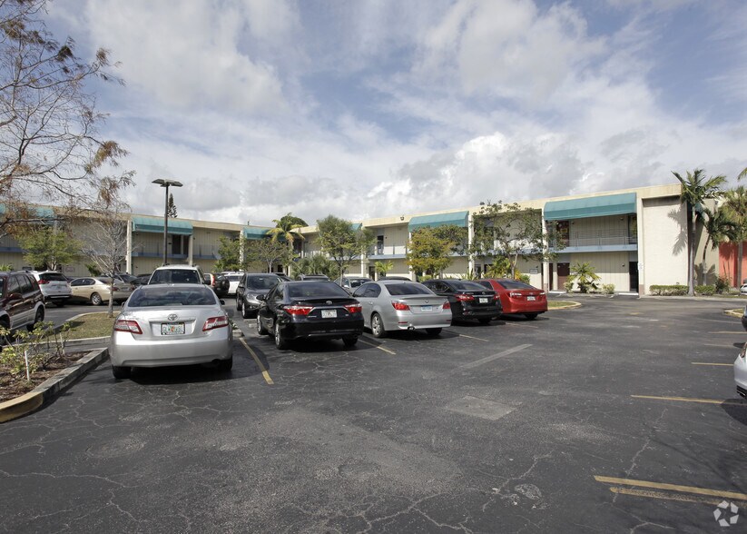 More Photos Of 2331 N State Road 7, Lauderhill Office For Lease