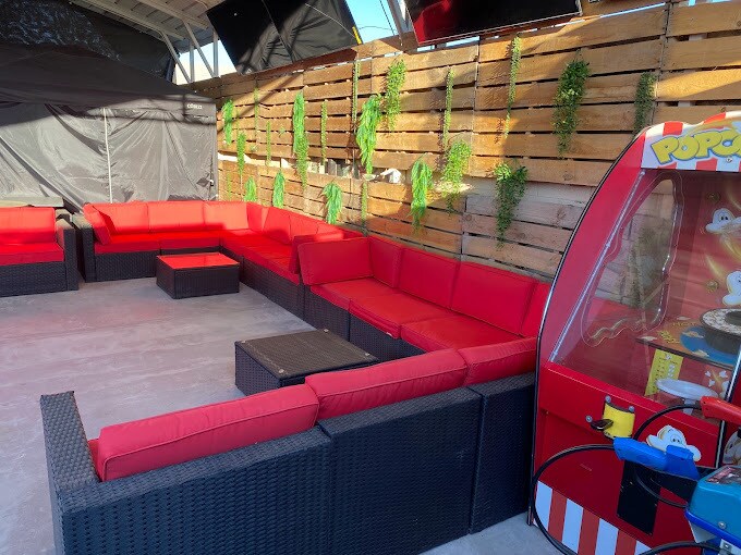 More Photos Of 221 S Main St, Coolidge Bar For Lease