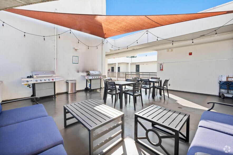 More Photos Of 401 S La Fayette Park Pl, Los Angeles Apartments For Sale