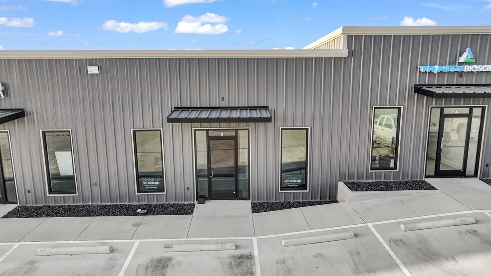 Primary Photo Of 3825 Quanah Hill Rd, Weatherford Flex For Lease