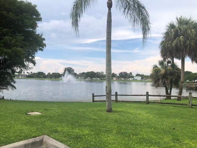 More Photos Of 685 Royal Palm Beach Blvd, Royal Palm Beach Medical For Sale