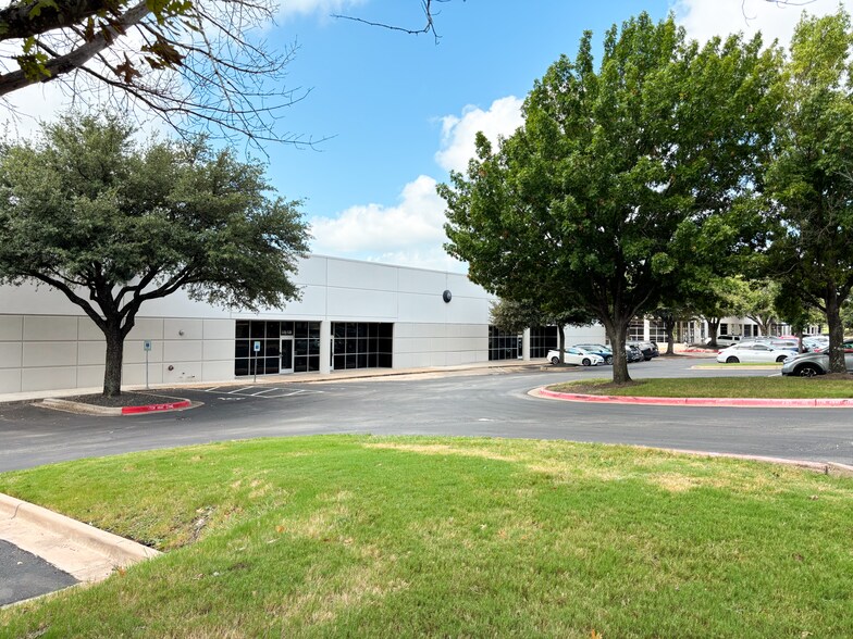 More Photos Of 7901 E Riverside Dr, Austin Unknown For Lease