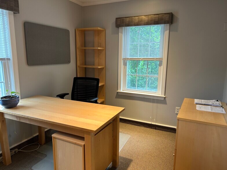 More Photos Of 475 School St, Marshfield Medical For Sale