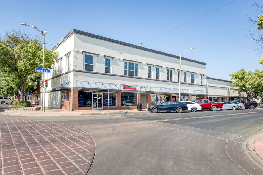 More Photos Of 101 N L St, Dinuba Storefront For Sale