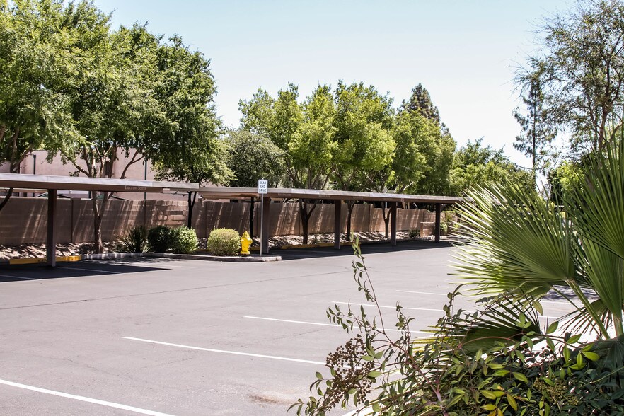More Photos Of 1830 S Alma School Rd, Mesa Medical For Sale