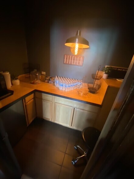 More Photos Of 7214-7218 Melrose Ave, Los Angeles Storefront Retail Office For Lease