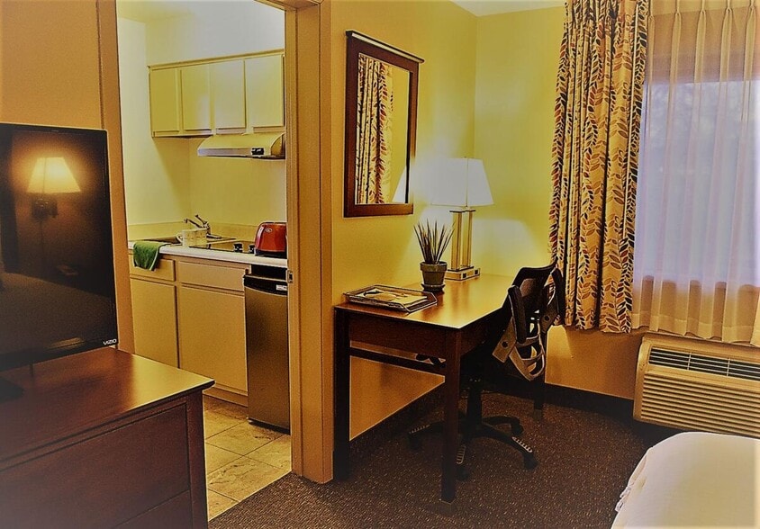 More Photos Of 6100 Corson Ave S, Seattle Hotel For Sale