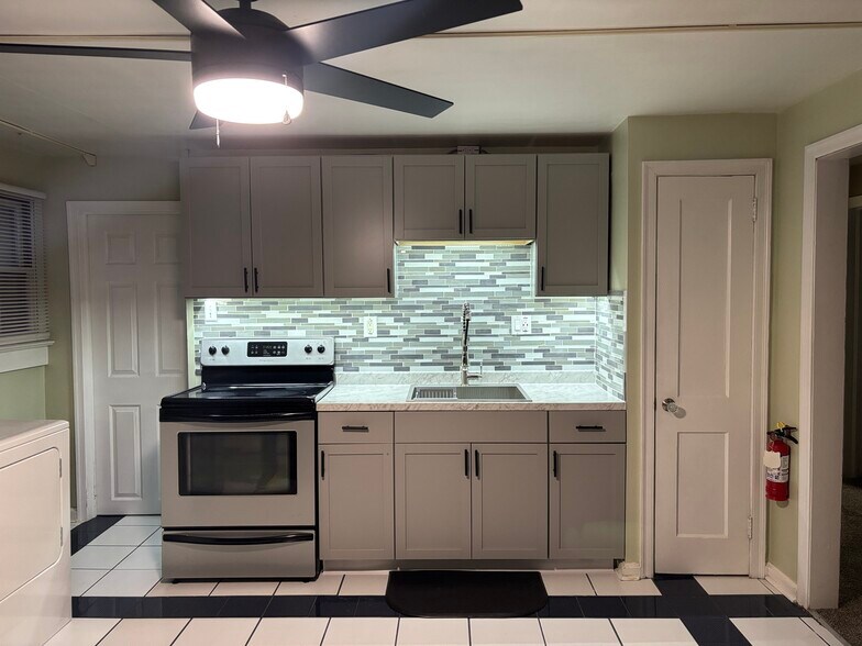 More Photos Of 119 York Rd, Warminster Restaurant For Sale