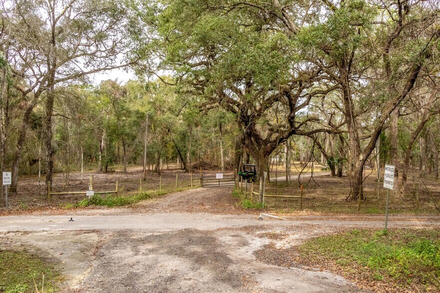 More Photos Of 24091 Richbarn Rd, Brooksville Land For Sale