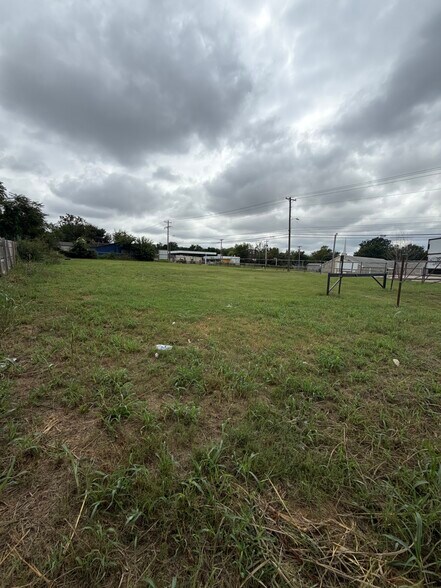 More Photos Of 1931 N Lewis Ave, Tulsa Land For Sale