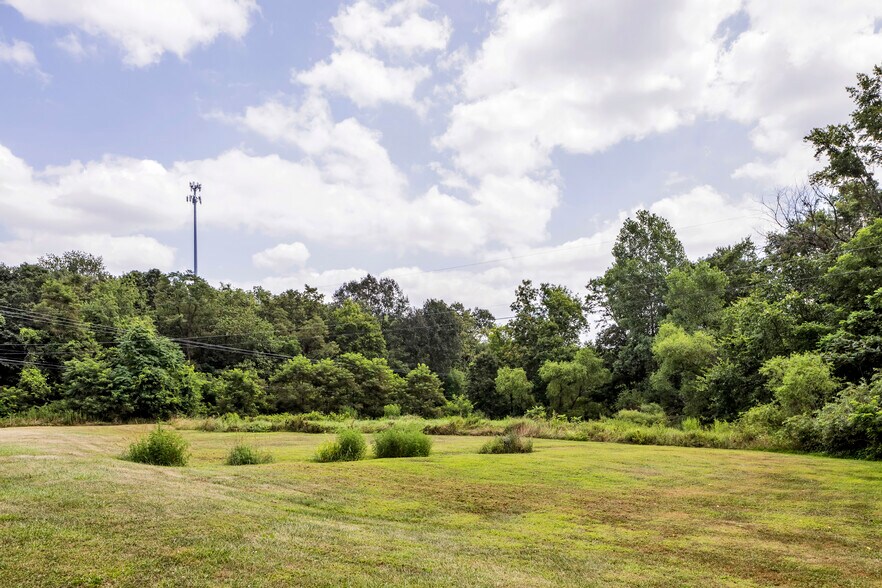 More Photos Of Route 51 / Constitution Blvd, Darlington General Retail For Sale