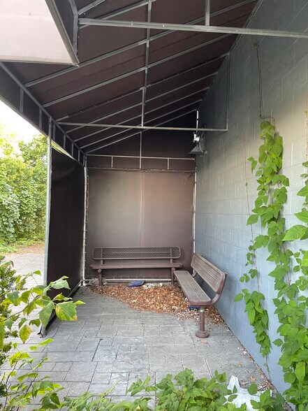 More Photos Of 11355 Stephens Rd, Warren Office For Lease