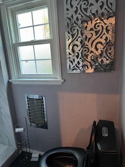 More Photos Of 3311 Barham Blvd, Los Angeles Office For Sale