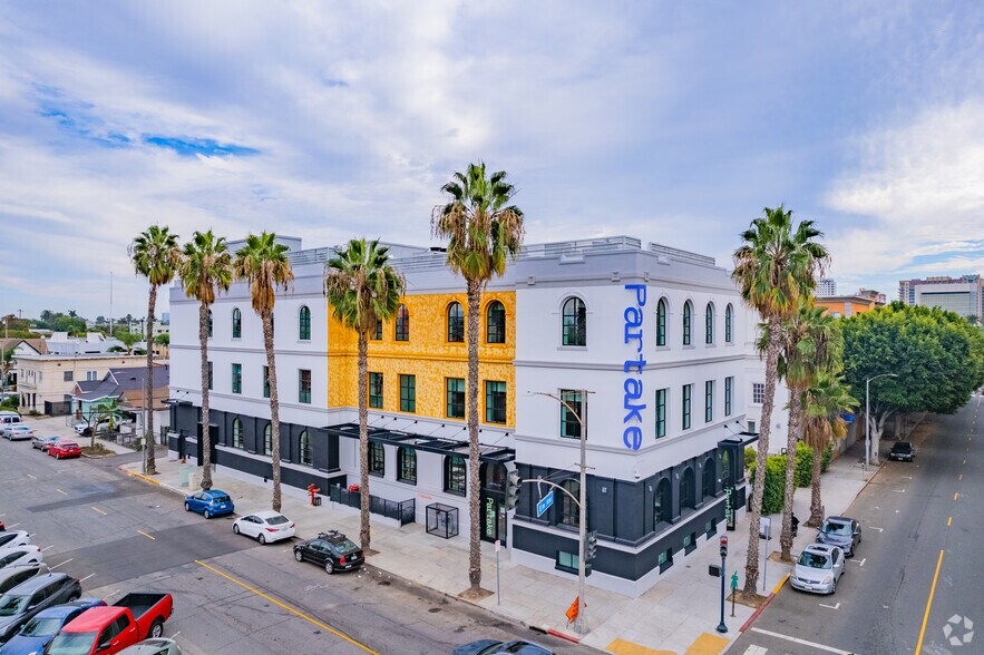 More Photos Of 456 Elm Ave, Long Beach Restaurant For Lease