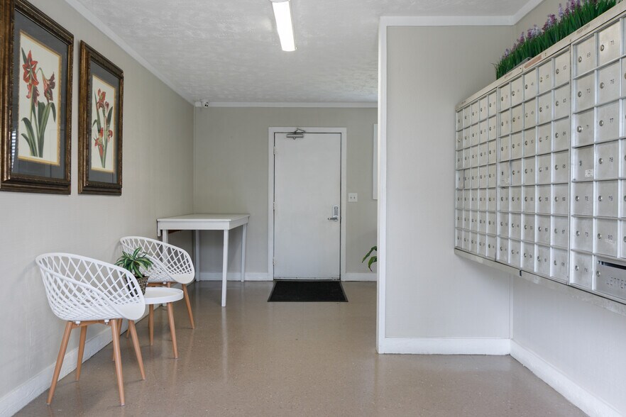 More Photos Of 5870 Century Oaks Dr, Fayetteville Apartments For Sale