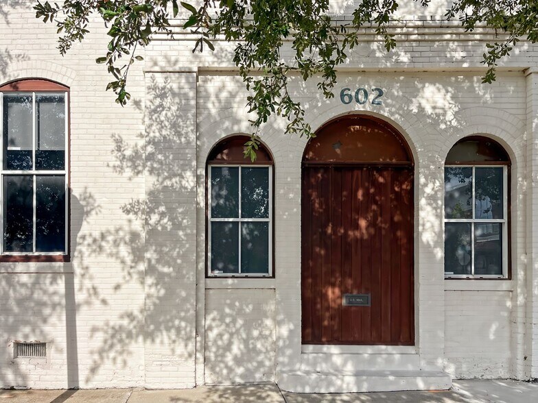 More Photos Of 602 S Main St, Gainesville Coworking Space