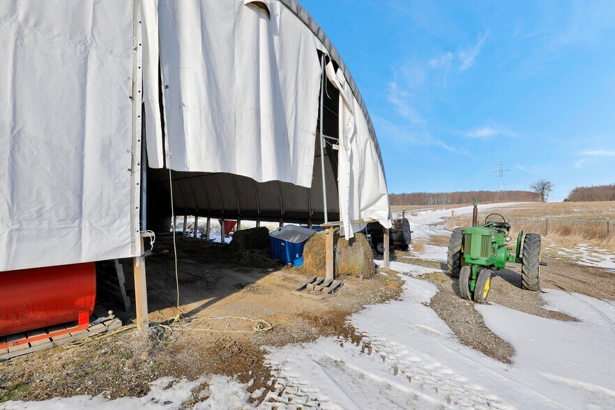 More Photos Of 2503 Butterfield Hwy, Springport Land For Sale