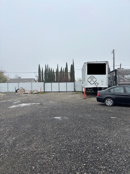 More Photos Of 1242 Santa Ana ave, Sacramento Land For Sale