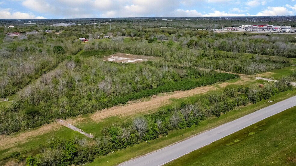More Photos Of Hwy 288 hwy, Rosharon Land For Sale