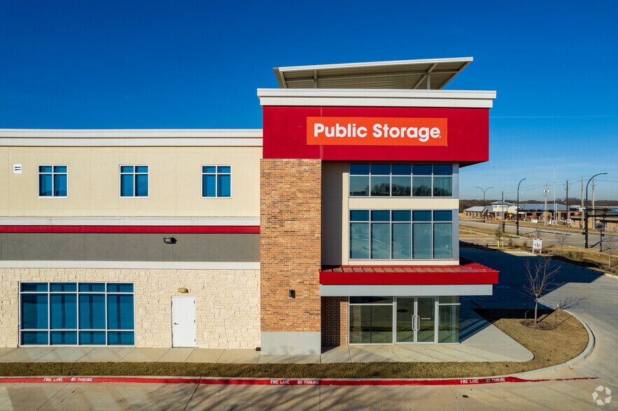 More Photos Of 6221 Joplin Rd, Arlington Self Storage For Lease
