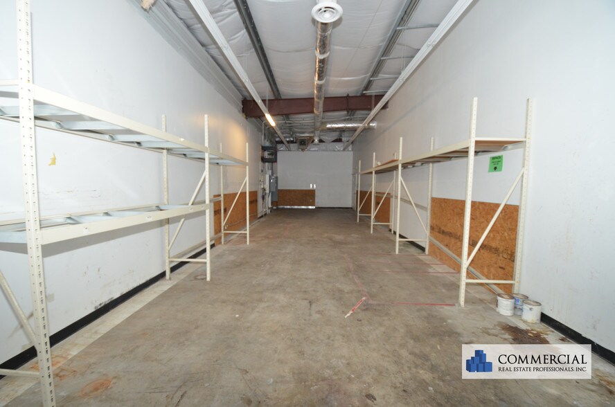 More Photos Of 7115 E Colonial Dr, Orlando Freestanding For Lease