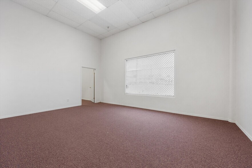 More Photos Of 6701 Niles St, Bakersfield Daycare Center For Sale