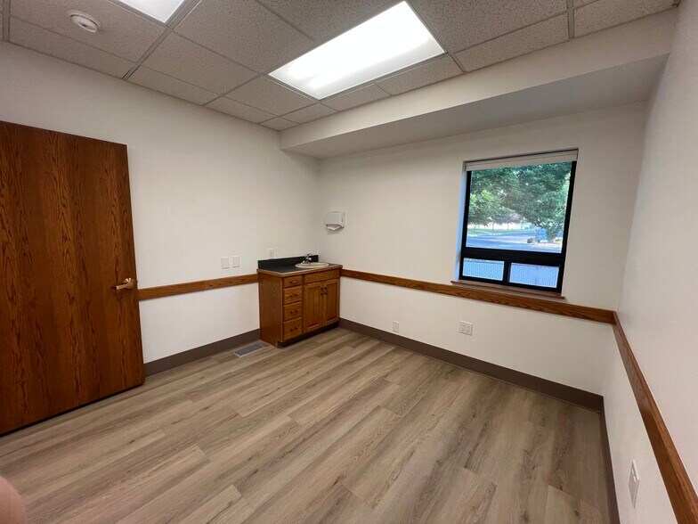 More Photos Of 39 N Professional Way, Payson Medical For Lease