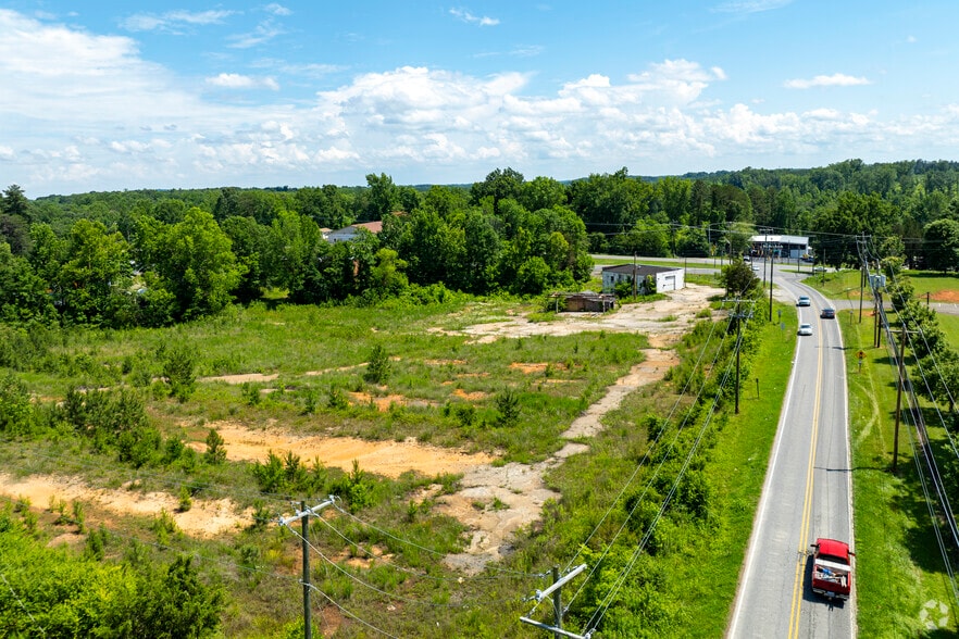 More Photos Of 3032 W Franklin Blvd, Gastonia Self Storage For Sale
