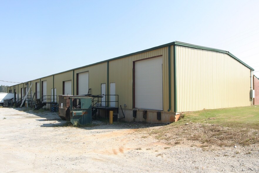 More Photos Of 2625 Jason Industrial Pky, Winston Warehouse For Lease