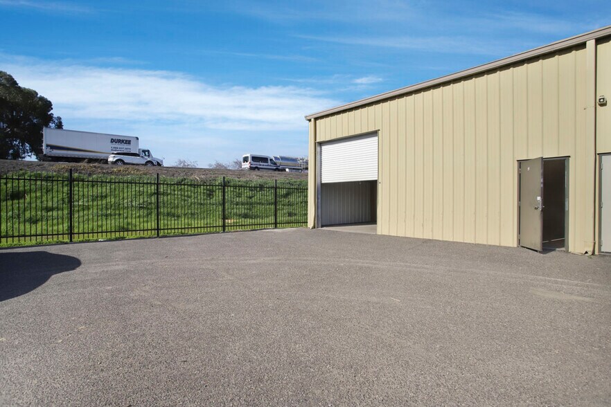 Primary Photo Of 1413 Lone Palm Ave, Modesto Unknown For Lease