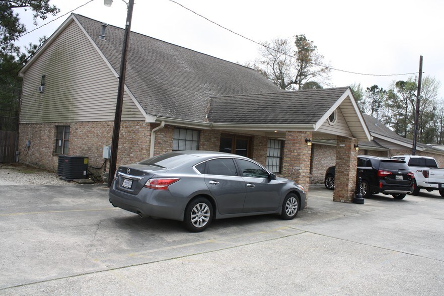 More Photos Of 894 Robert Blvd, Slidell Medical For Lease