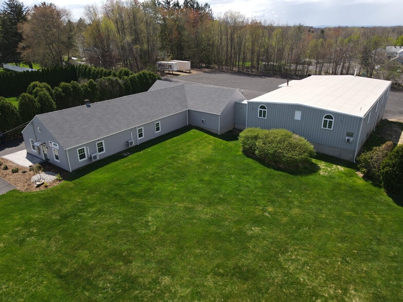 More Photos Of 14 Emily Rd, Broad Brook Industrial For Sale