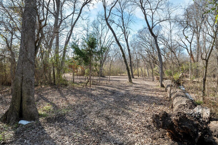 More Photos Of 5285 CR 277, Melissa Land For Sale