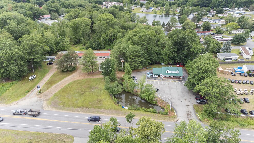 More Photos Of 272 Calef Hwy, Epping General Retail For Sale