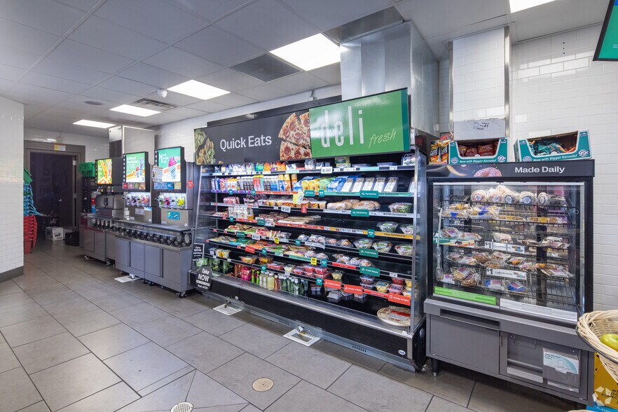 More Photos Of 5318 S Vermont Ave, Los Angeles Storefront Retail Office For Sale